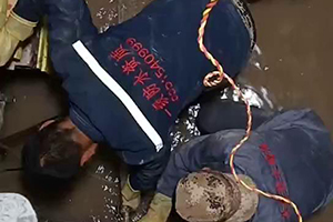 七台河电梯井堵漏施工视频